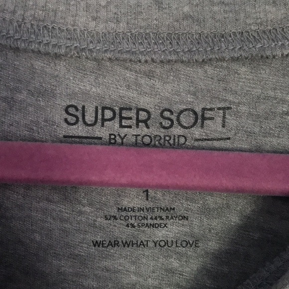 NWOT Torrid Aspen Classic Fit Super Soft Slub Crew Neck Long Sleeve Tee - Picture 7 of 7